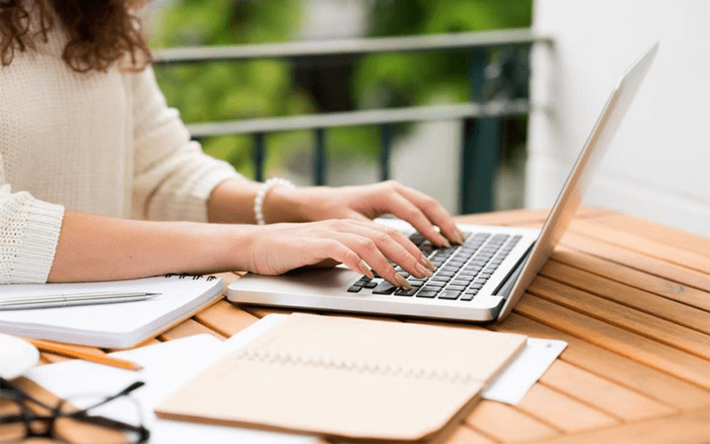 Viết bài - đăng báo